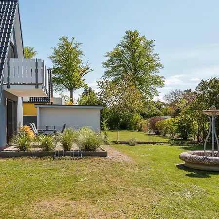 Haus Ostseenixe 03 *